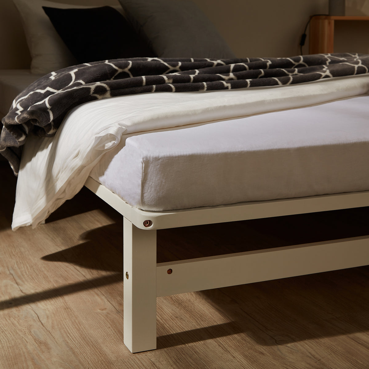 Palettenbett 90x200 cm Weiss | Einzelbett | mit Lattenrost | Holz | Kind Jugend Gast