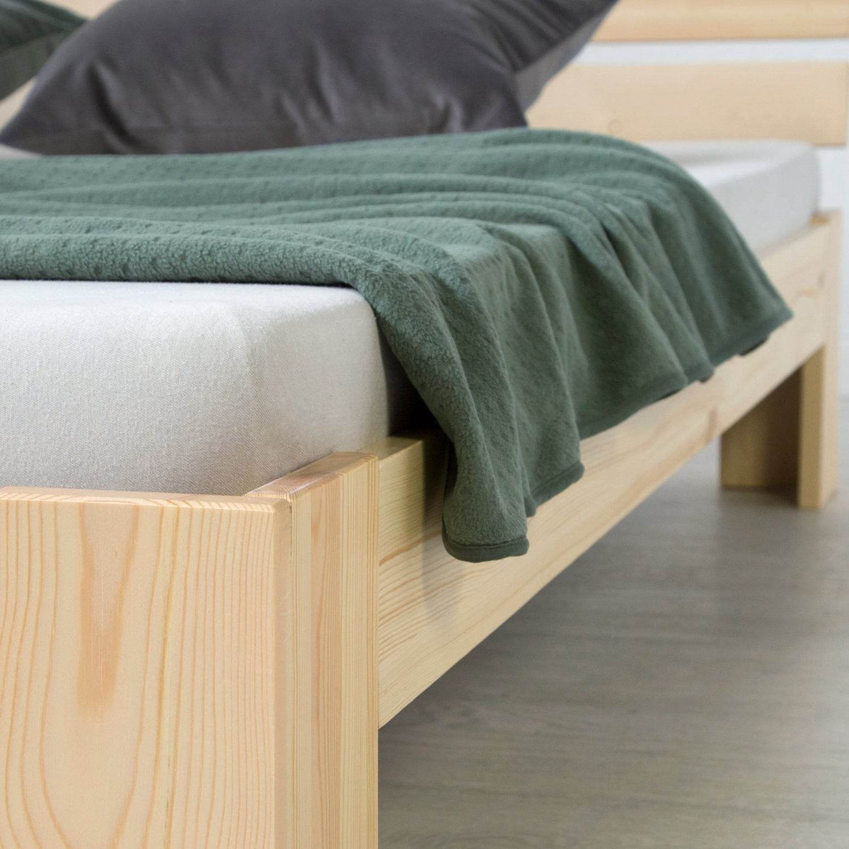 Holzbett mit Bettkasten 90x200 Futonbett Natur Kiefer Massivholz - Palo24