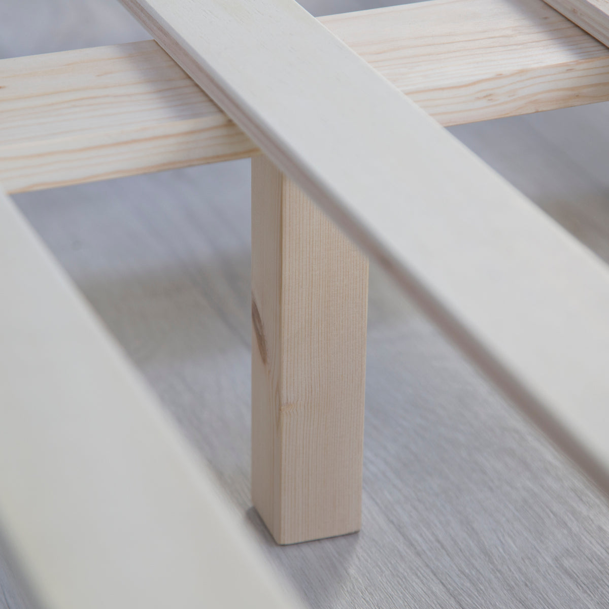 Holzbett mit Matratze und Lattenrost 120x200 Bett Grau