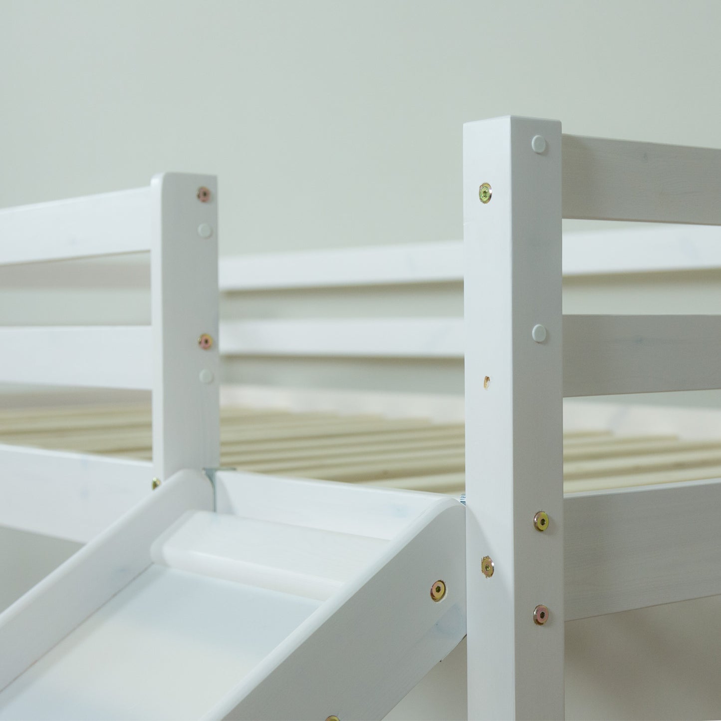Hochbett Kinder 90x200 cm Weiss mit Vorhang in Pink | Rutsche | mit Lattenrost