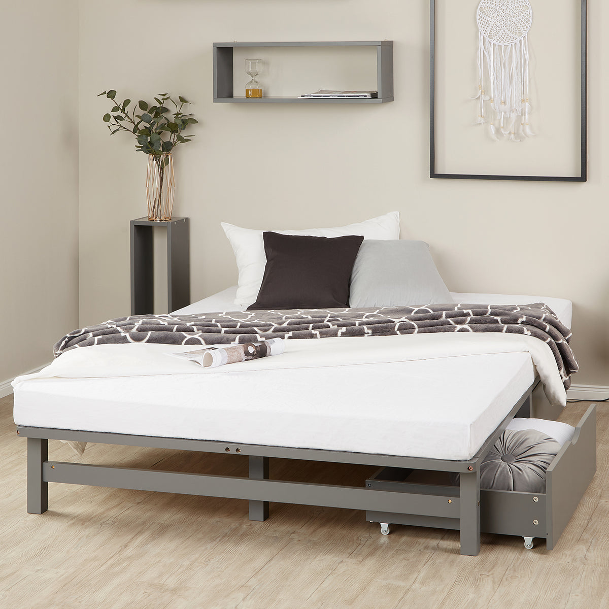 Palettenbett 140x200 cm Grau | Doppelbett mit Bettkästen | mit Matratze | Holz | Kind Gast
