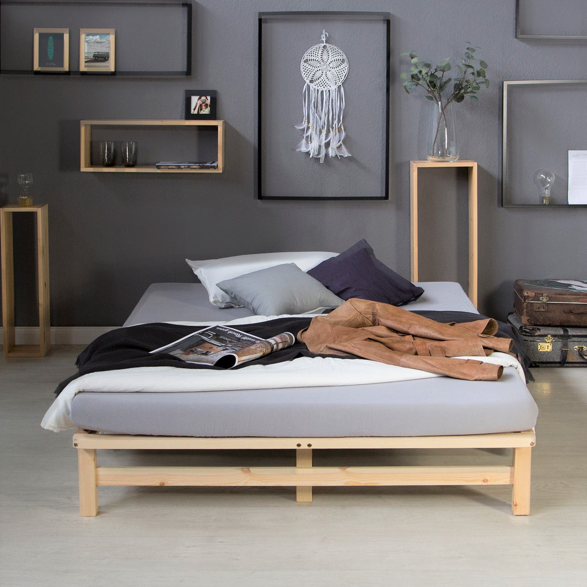 Palettenbett 140x200 cm Natur | Doppelbett mit Matratze | mit Lattenrost | Holz | Jugend Gast