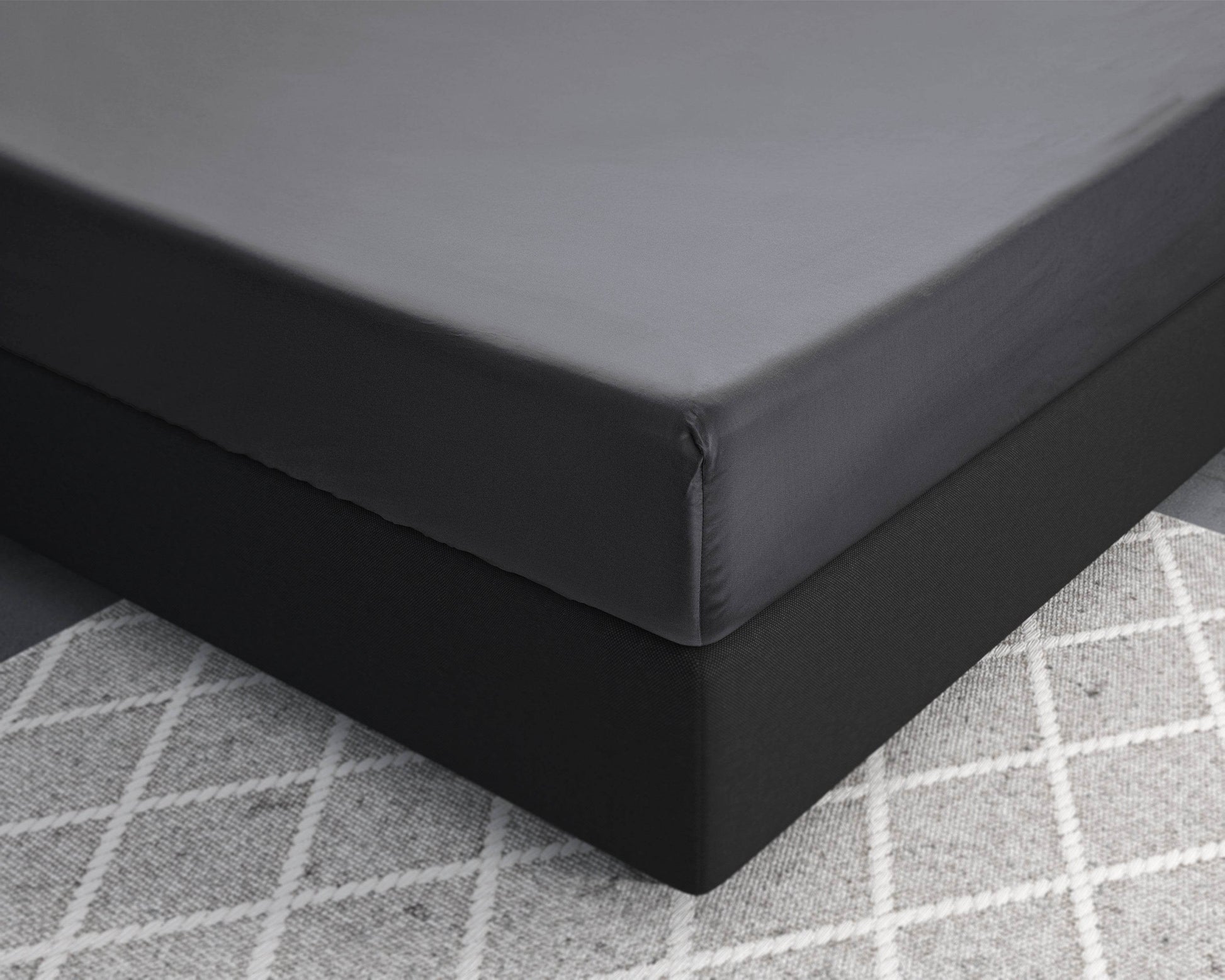 Satin Spannbettlaken Anthrazit 120 x 200 cm - Palo24