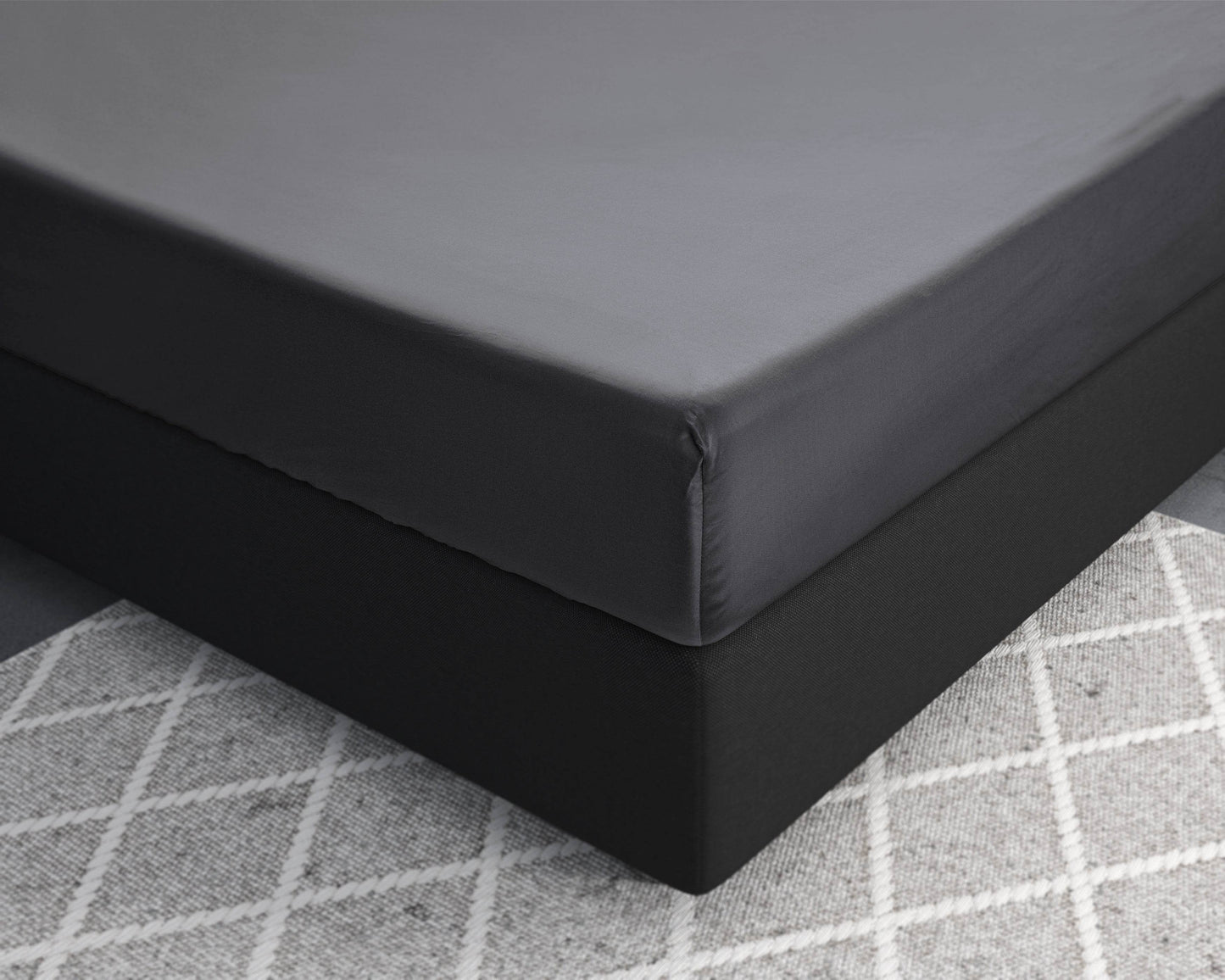 Satin Spannbettlaken Anthrazit 200 x 220 cm - Palo24