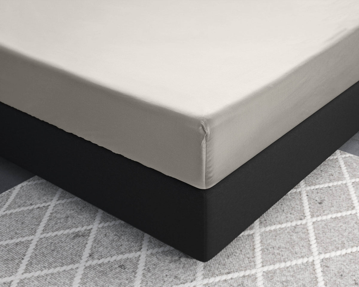 Satin Spannbettlaken Creme 180 x 220 cm - Palo24