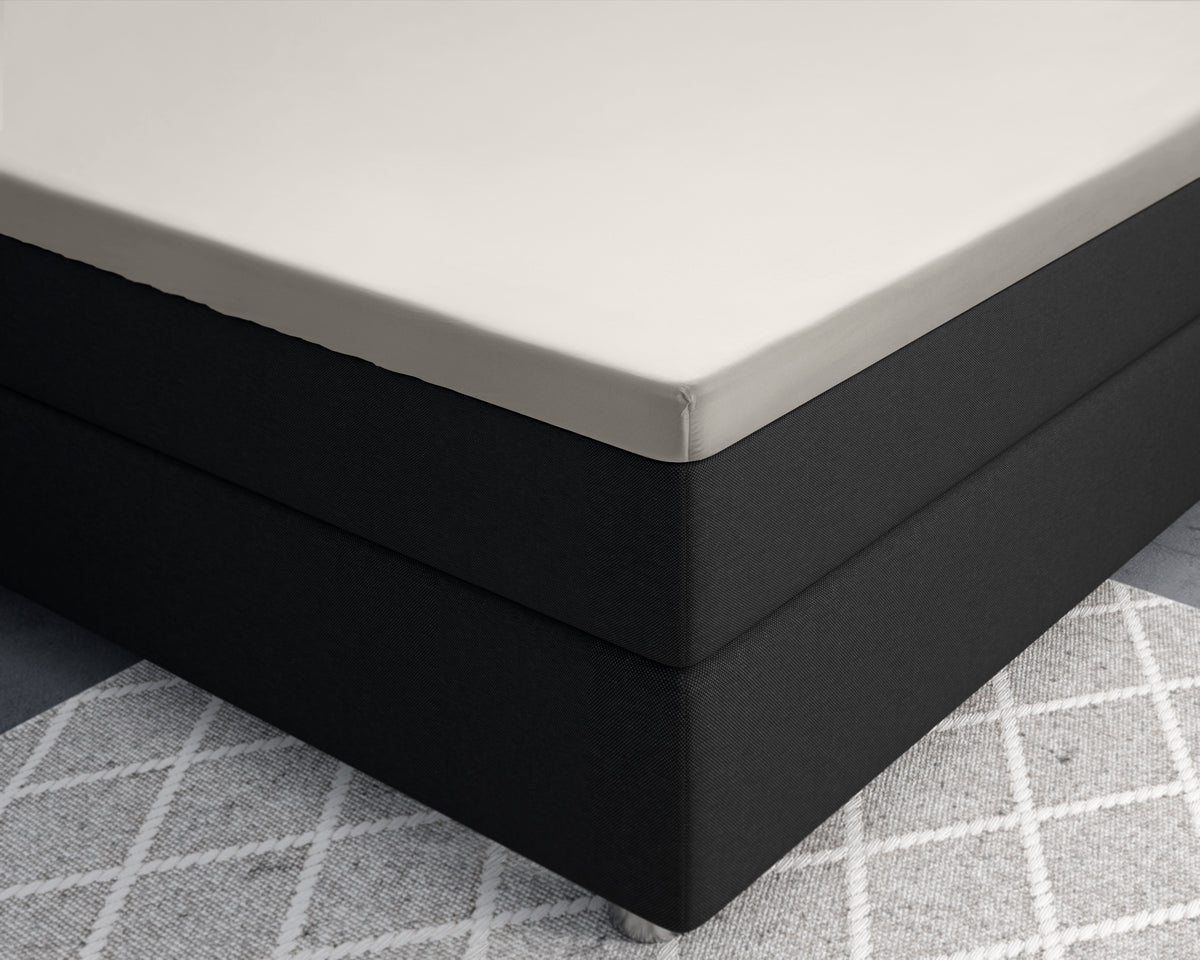 Topper Satin Spannbettlaken Creme 180 x 220 cm - Palo24