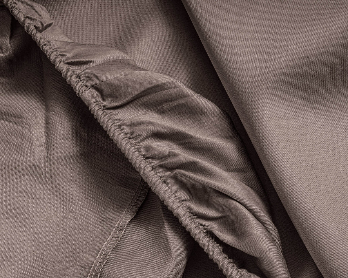 Topper Satin Spannbettlaken Taupe 140 x 200 cm - Palo24