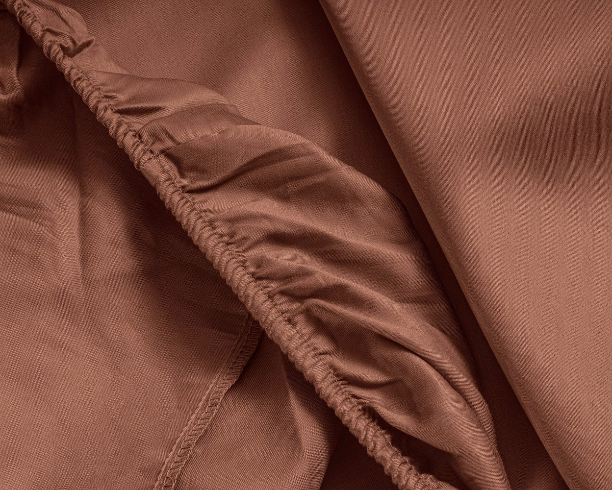 Topper Satin Spannbettlaken Braun 160 x 220 cm - Palo24