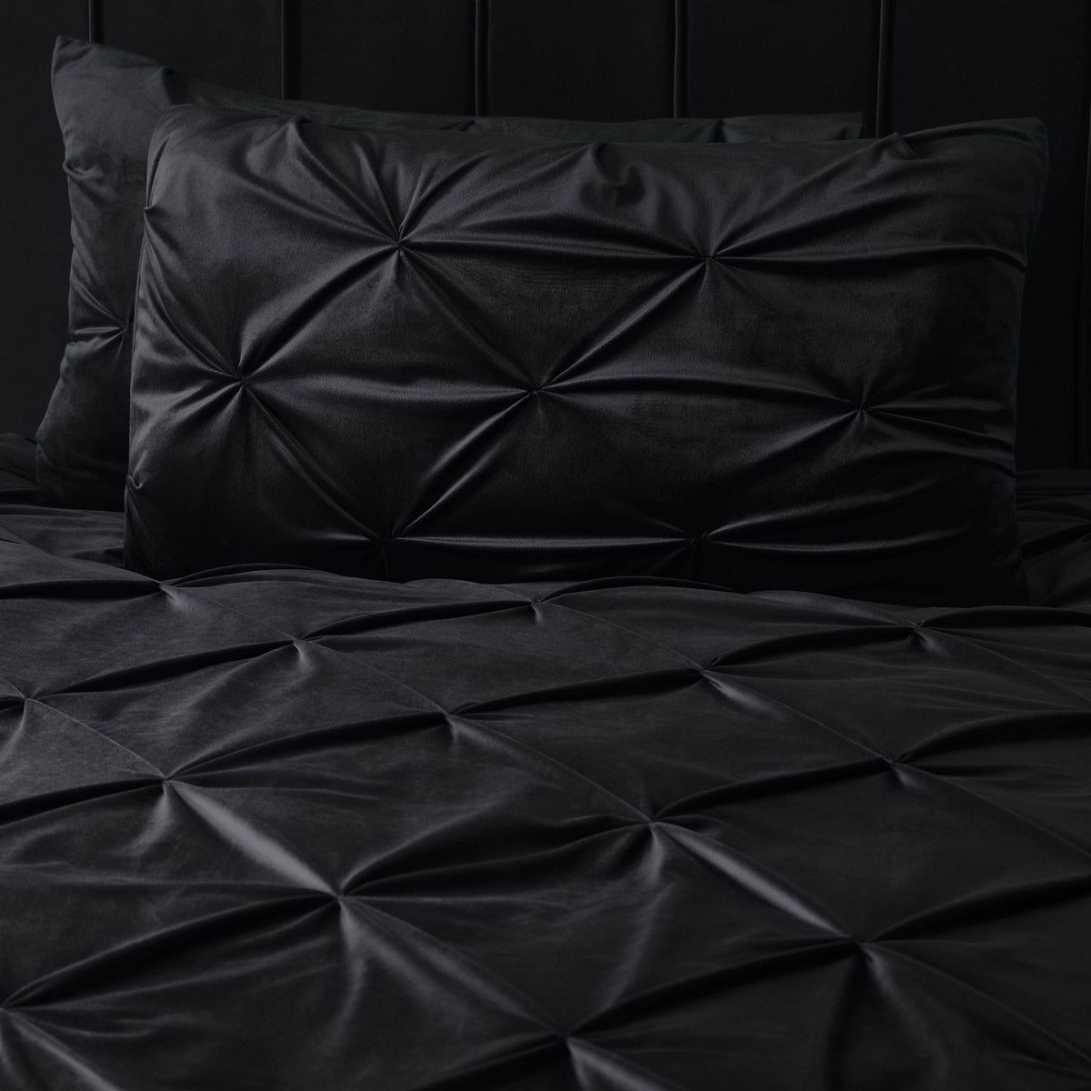 Bettbezug Samt Pintuck Schwarz 140 x 200/220 cm - Palo24