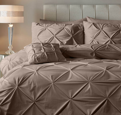 Bettbezug Samt Pintuck Taupe 200 x 200/220 cm - Palo24