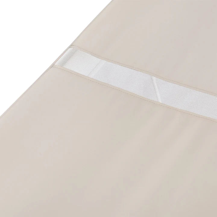 Lettino a dondolo Kassandra in bianco beige con tettuccio apribile e tende