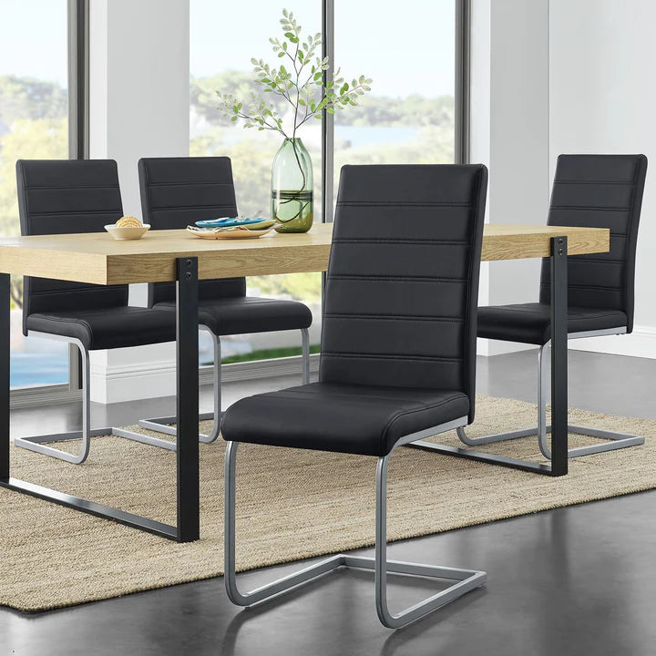 Lot de 4 chaises cantilever Vegas en simili cuir noir