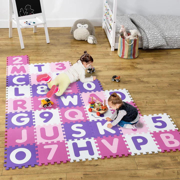 Tappetino puzzle per bambini Juna 36 pezzi dalla A alla Z e da 0 a 9