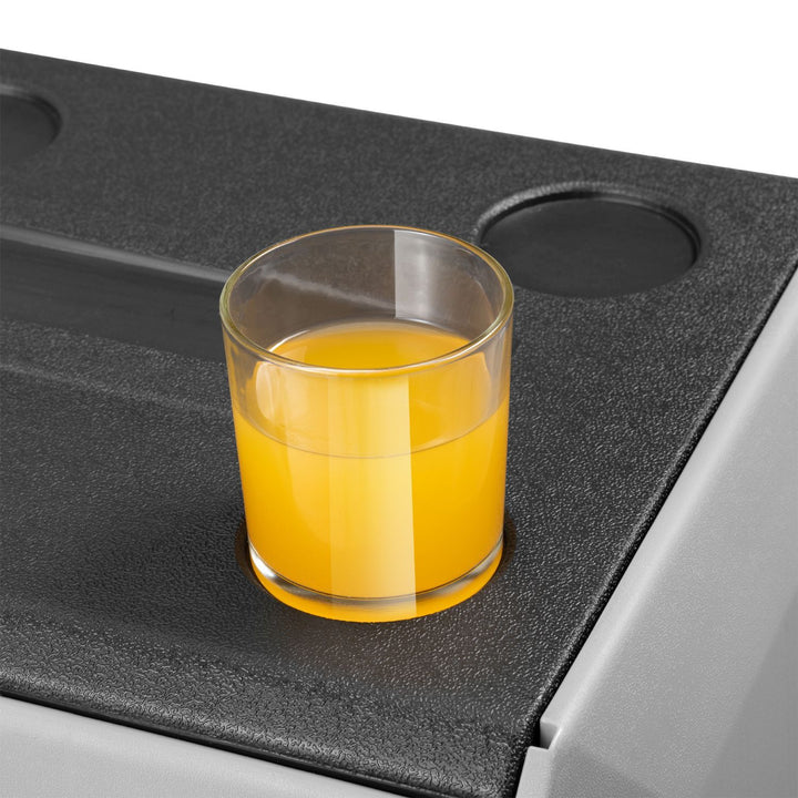 Glacière à compresseur Yukon 50 l avec connexion 12/24 et 230 V, contrôle par application et prise de chargement USB - grise