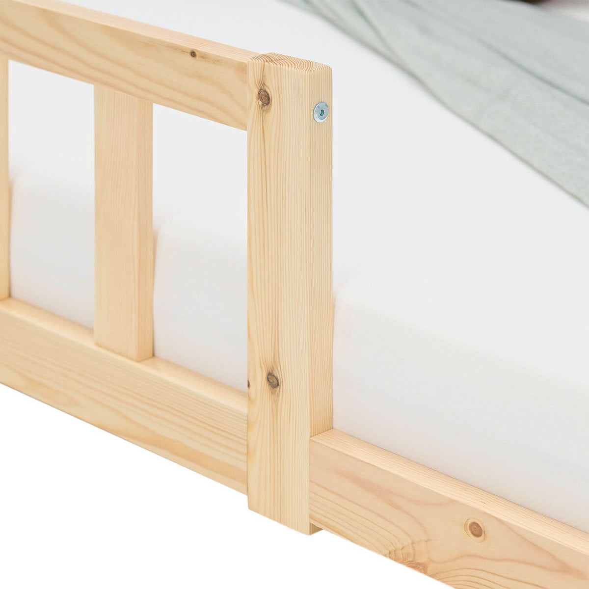 kinderbett 90x200 natur bodenbett montessori mit rausfallschutz