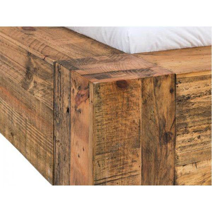 Holzbett Kingsburgh aus recycelte Pinie 180x200 cm - Palo24
