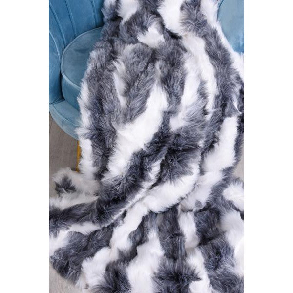 WEBPELZDECKE "WINTERFELL" SHAGGY SOFADECKE - Palo24